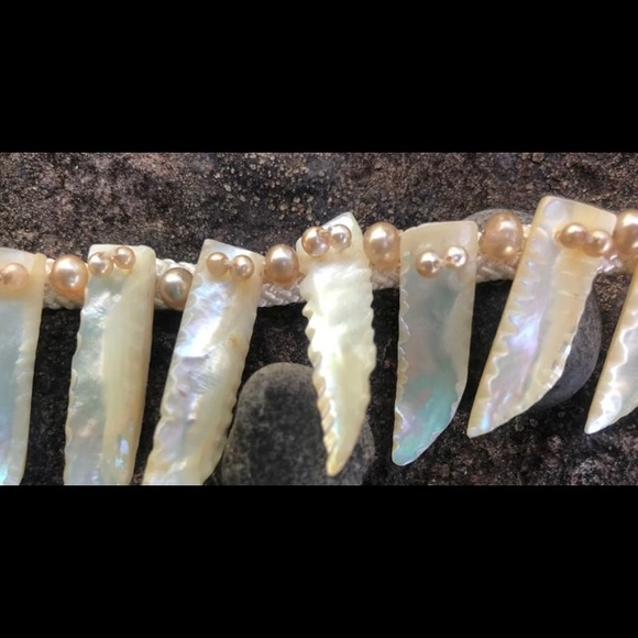 Vintage SHELL boho choker necklaces and bracelet collection - Picture 5 of 6